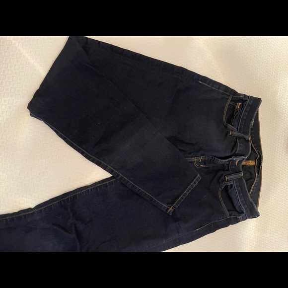 Variety of designer jeans barely worn - citizen, j brand, Paige, etc - Picture 10 of 16